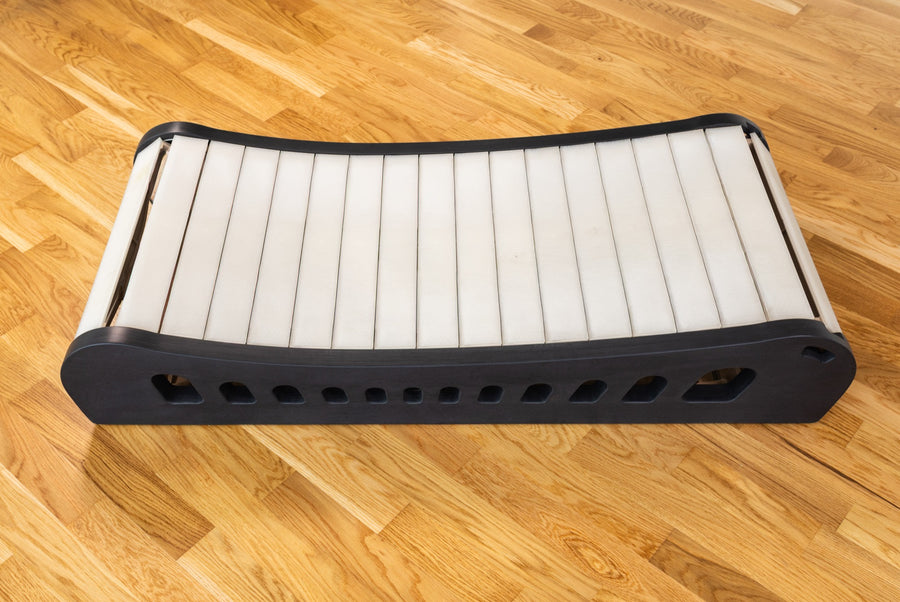 Black and cream, Product view