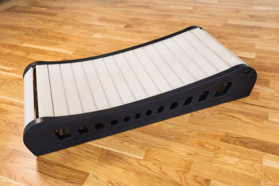Black and cream, Product view