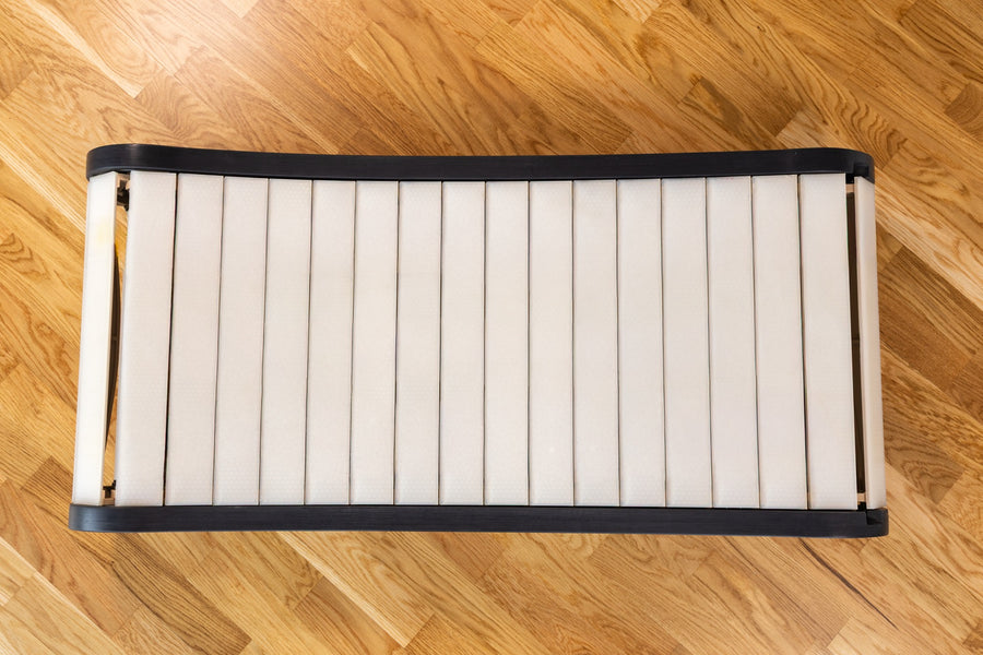 Black and cream, Product view